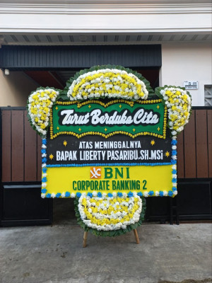 Papan Bunga Duka di Dadok Tunggul Hitam