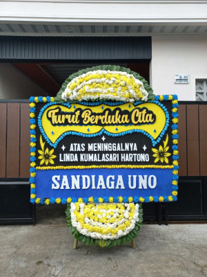 Papan Bunga Duka di Dadok Tunggul Hitam